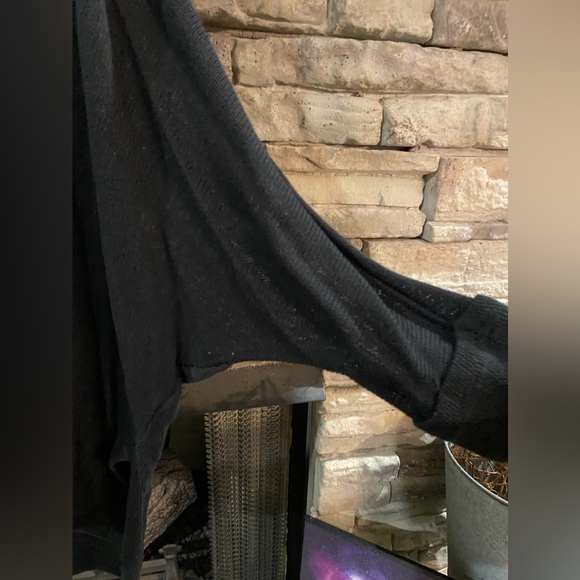 She & Sky lightweight‎ sheer sweater - Picture 3 of 4